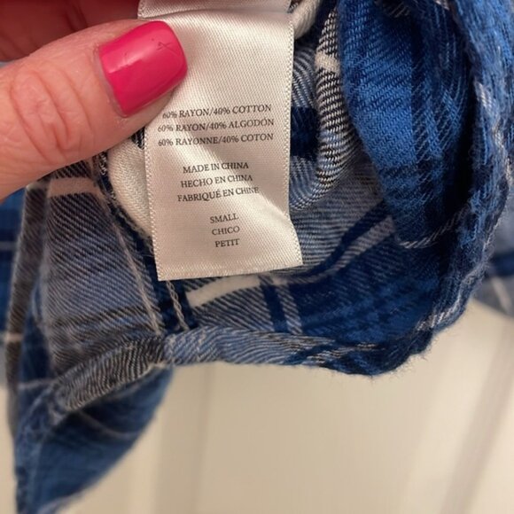 Rails flannel Blue and White Plaid Button-Up Shirt - Picture 3 of 4